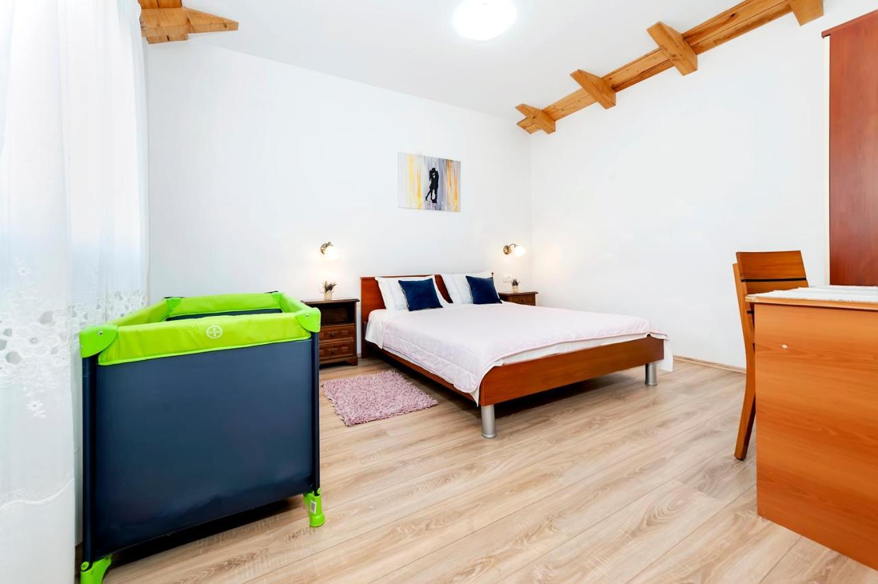 Apartment House Lena - 800 M From The Sea Rovinj
