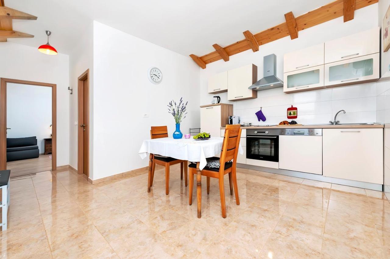 House Lena - 800 M From The Sea Rovigno